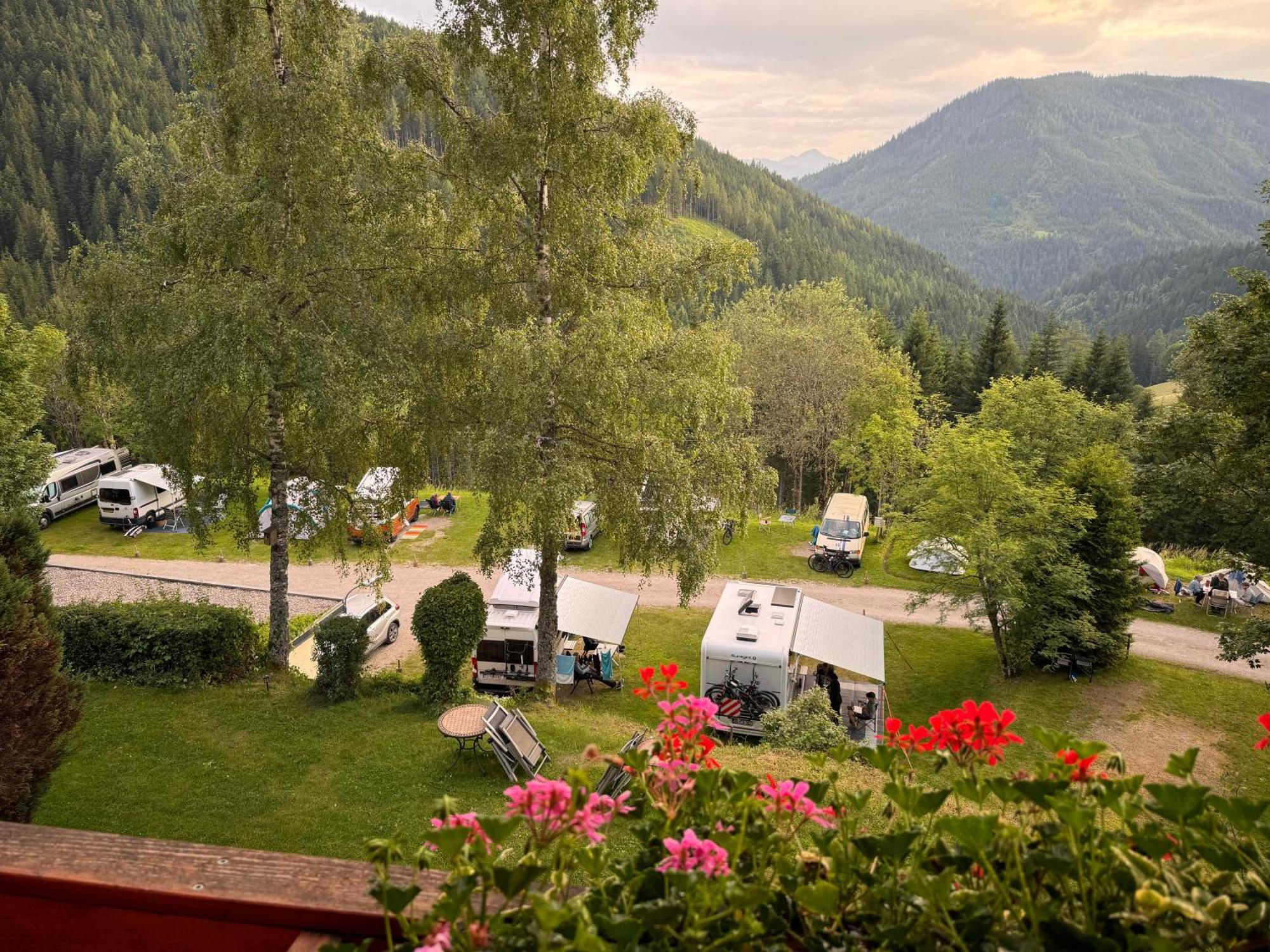 Fruehstueckspension Gsenger Ramsau am Dachstein Εξωτερικό φωτογραφία